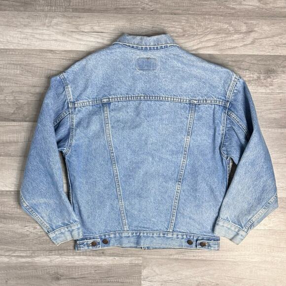 Vintage Levis Jean Denim Trucker Denim Jacket Light Wash - Picture 5 of 9